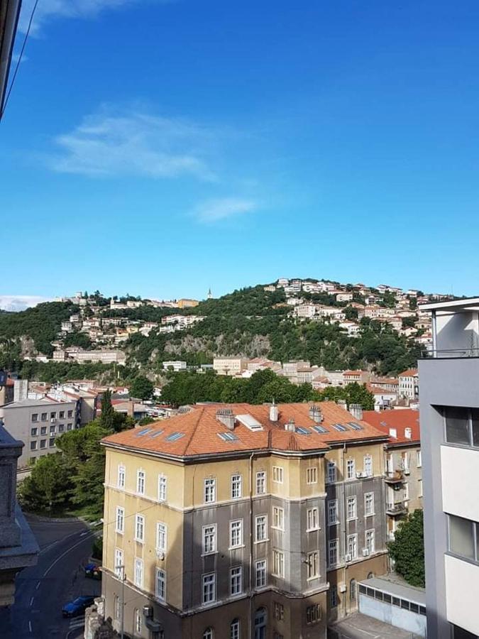 Soba Marinko Hotel Rijeka Bagian luar foto